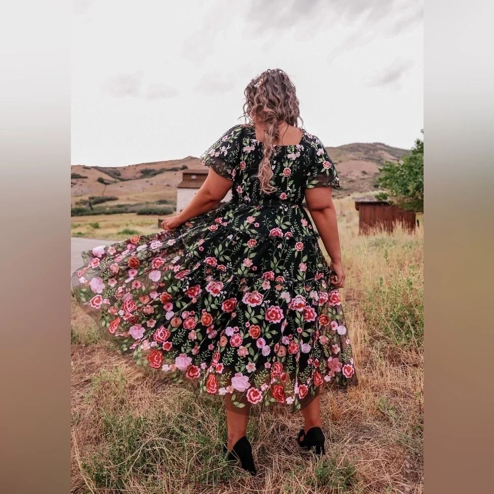 JESSAKAE Rose Dress - Picture 2 of 10